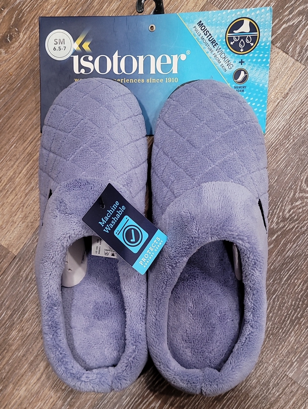 Isotoner Memory Foam Slippers NWT